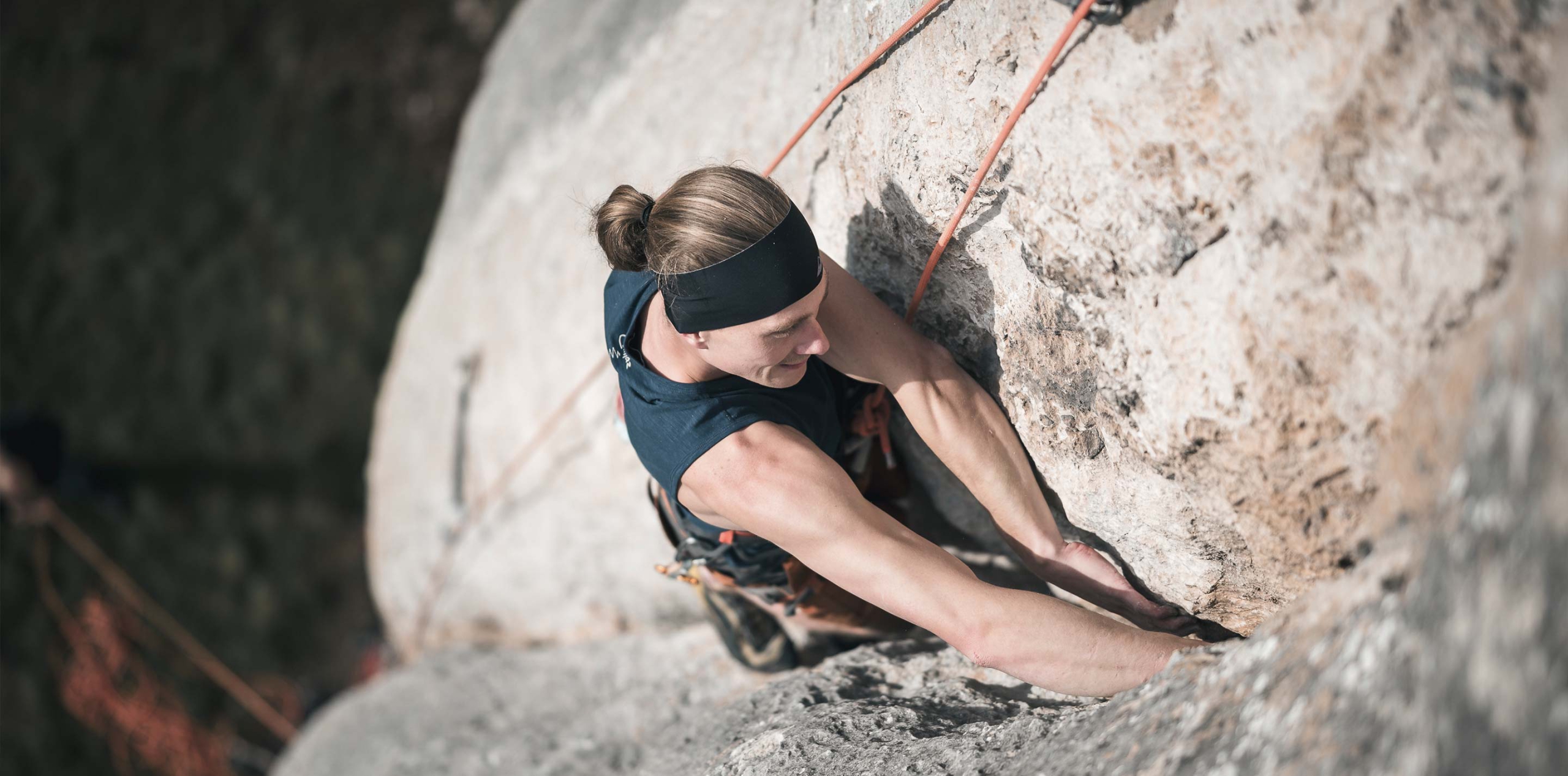 climbing-sports-clothing-streetwear-fashion-man-ceuse-collection-chillaz-header2880x1425-min