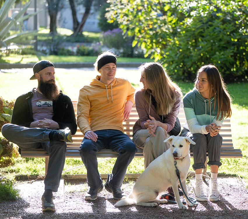 kletterbekleidung-sport-bekleidung-outdoor-natur-summer-2026-image-kollektion-tirol-chillaz